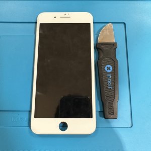 iPhone8Plus 液晶交換