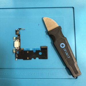 iPhone8 ライトニング交換