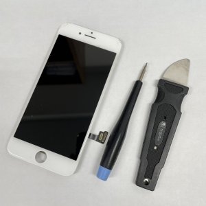 iPhone８ パネル交換
