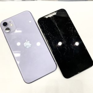 iPhone 11 液晶交換