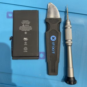 iPhone12pro バッテリー交換修理