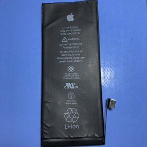 iPhone8 電源が切れてしまってからリンゴマークを繰り返しiPhoneが使えない…