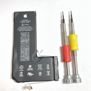 iPhone11ProMax バッテリーの容量にサービス表示が出てきた！充電がすぐ減る…