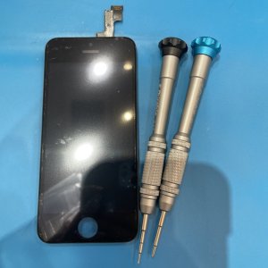 iPhone5 フロントパネル交換