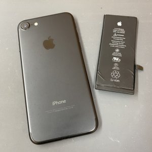 iPhone7 バッテリー交換