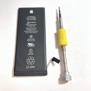 iPhone6s　画面がつかなくなってしまった充電はできているのに…