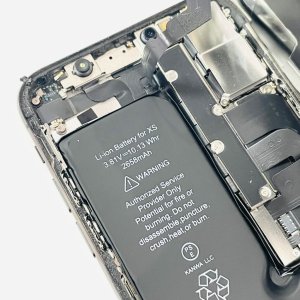 iPhoneXS バッテリー交換修理
