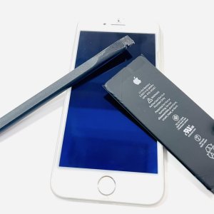 iPhone８ バッテリー交換修理