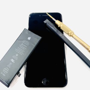 iPhone SE2 バッテリー交換修理