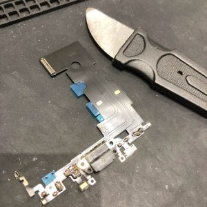 iPhone8 ライトニング交換