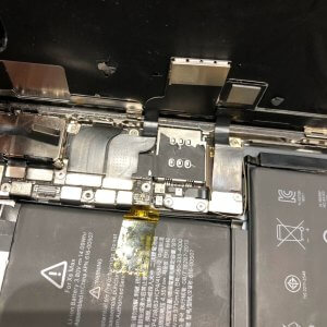 iPhoneXSMax バッテリー交換