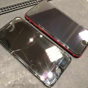 iPhoneSE2 フロントパネル交換