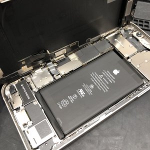 iPhone12 バッテリー交換