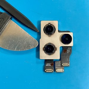 iPhone11Pro アウトカメラ交換