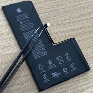 iPhoneXS バッテリー交換