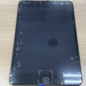 iPad mini 第5世代 A2133 フロントパネル交換