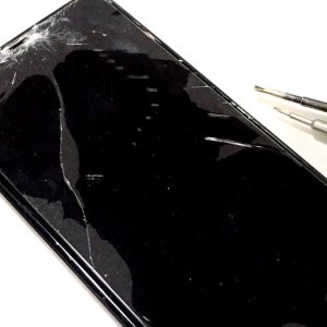 iPhone11 液晶交換