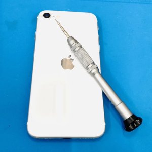 iPhoneSE2 アウトカメラ交換