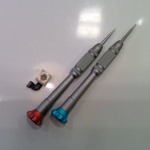 iPhoneSE2のアウトカメラ交換