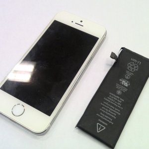 iPhone5Sバッテリー交換