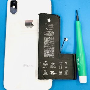 iPhoneXS バッテリー交換修理
