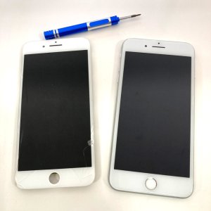 iPhone8Plus　液晶交換