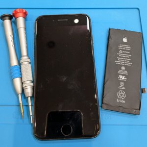 iPhone8（アイフォン8）バッテリー交換修理