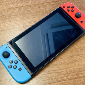 ニンテンドースイッチ　カードスロット交換修理