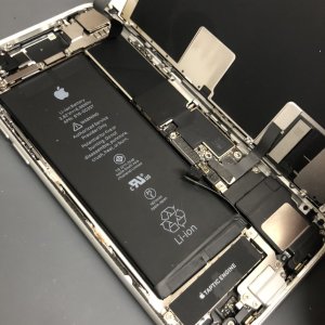 iPhoneSE2 バッテリー交換修理