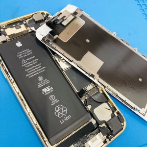 iPhone6S 液晶交換