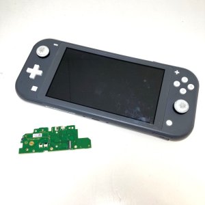 ニンテンドースイッチライト  水没修理