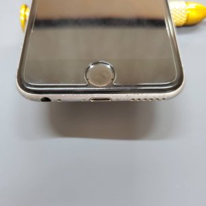 iPhone6S ライトニングコネクタ清掃
