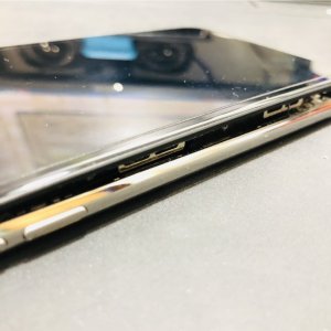 iPhoneX バッテリー膨張/バッテリー交換