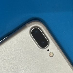 iPhone7plus アウトカメラレンズ交換修理