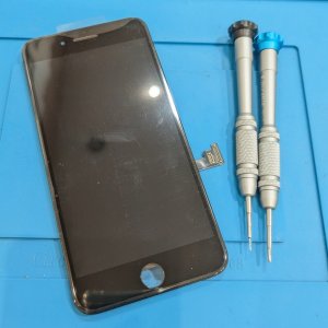 iPhone7Plus（アイフォン7プラス）フロントパネル交換