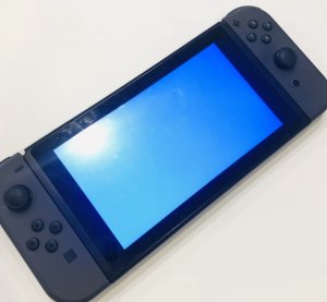 ニンテンドー Switch ブルースクリーン 基盤修理