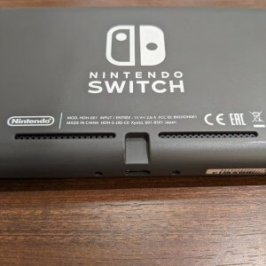 任天堂switch Lite (ニンテンドースイッチライト) 冷却ファン修理
