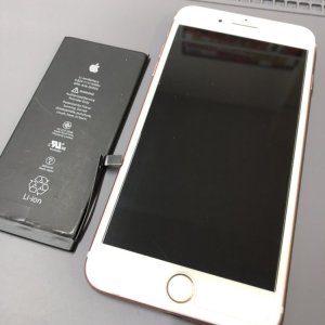 iPhone8 バッテリー交換