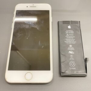 iPhone8　バッテリー交換