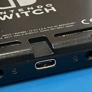 Nintendo Switch ニンテンドースイッチ 充電コネクタ修理