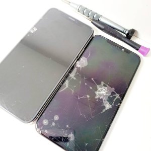 iPhone11Pro 液晶交換