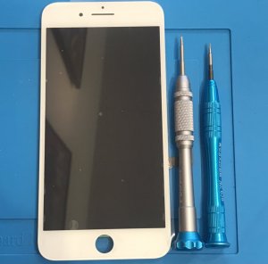 iPhone8plus フロントパネル交換