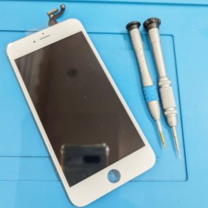 iPhone6S Plus（アイフォン6Sプラス）フロントパネル交換