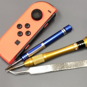 Nintendo Switch ジョイコン修理