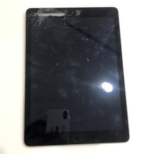 iPad 第6世代 フロントパネル交換