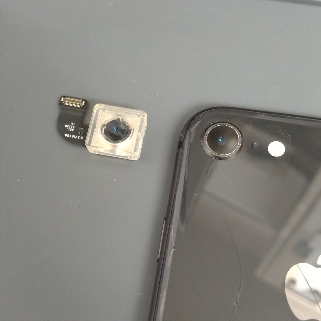 iPhone8 アウトカメラ交換