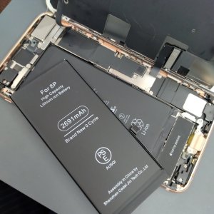 iPhone8Plus　バッテリー交換