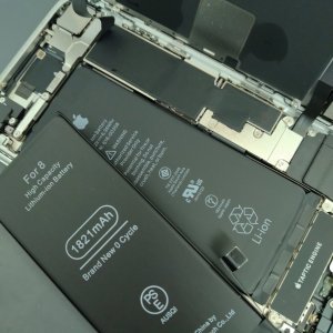 iPhone8　バッテリー交換