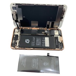 iPhone8 バッテリー交換