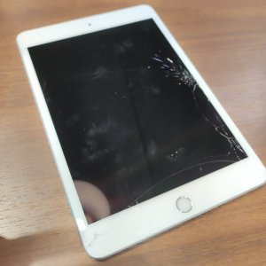 iPad mini 5 アイパッドミニ5 パネル交換